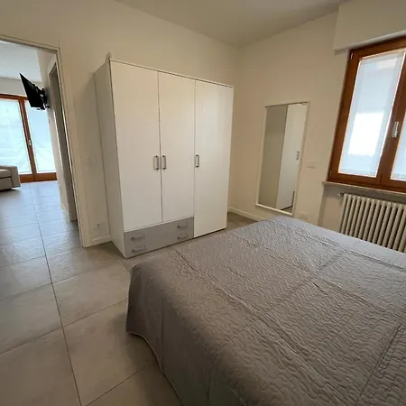 3v Meucci Apartment *